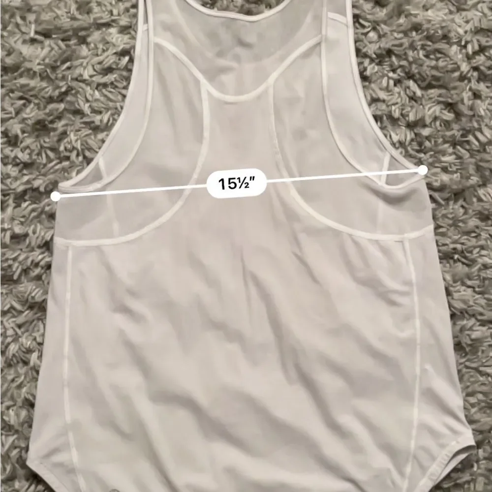 Lululemon white sculpt tank size 6